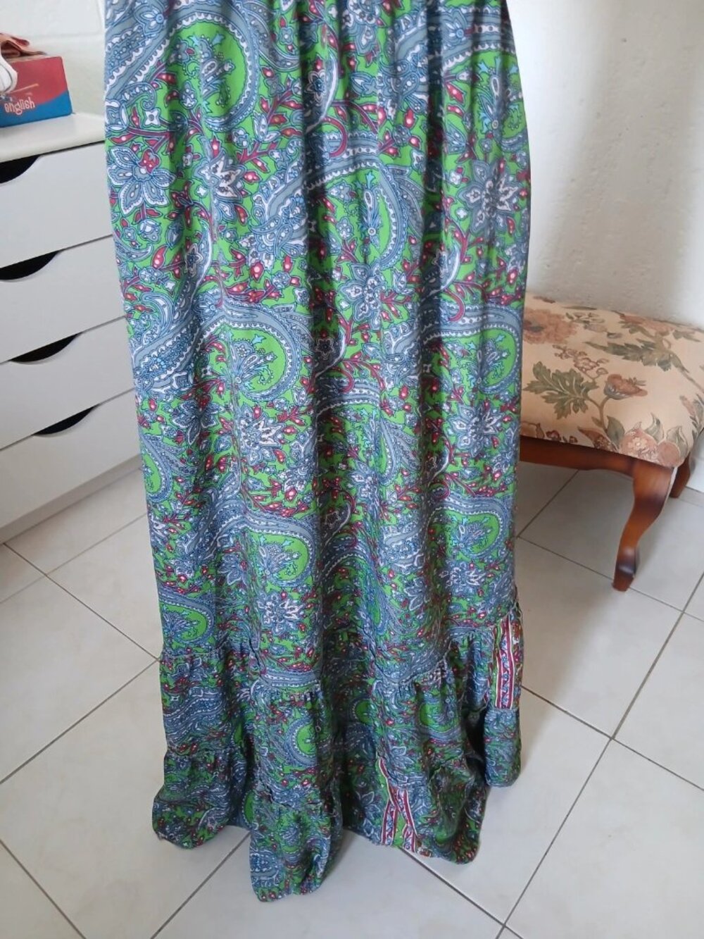 Long dress. Silk. Paisley print. Spaghetti straps. L - Picture 5 of 6